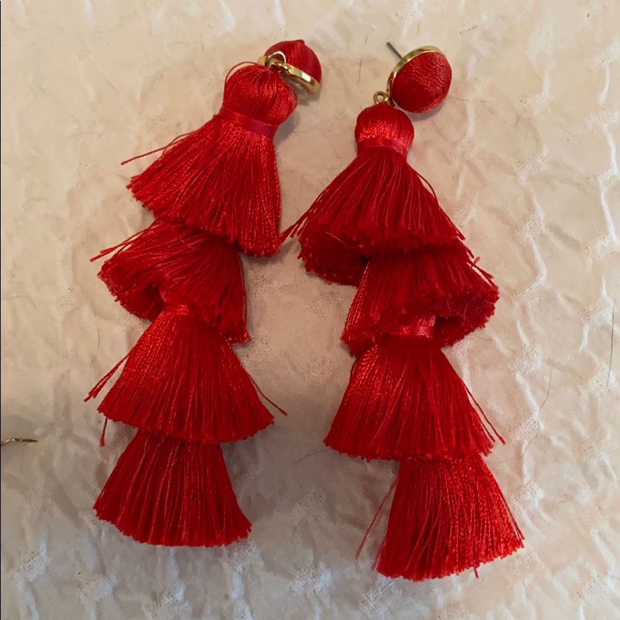 Bauble Bar Tassel Earrings 25$